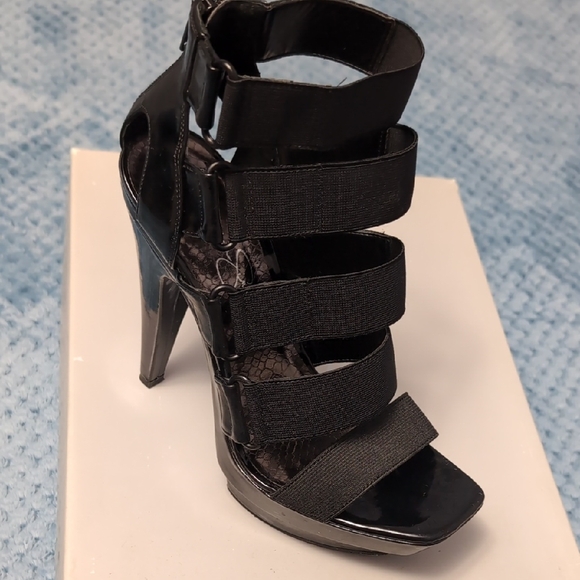 Jessica Simpson Black Strappy Heels - Picture 1 of 4